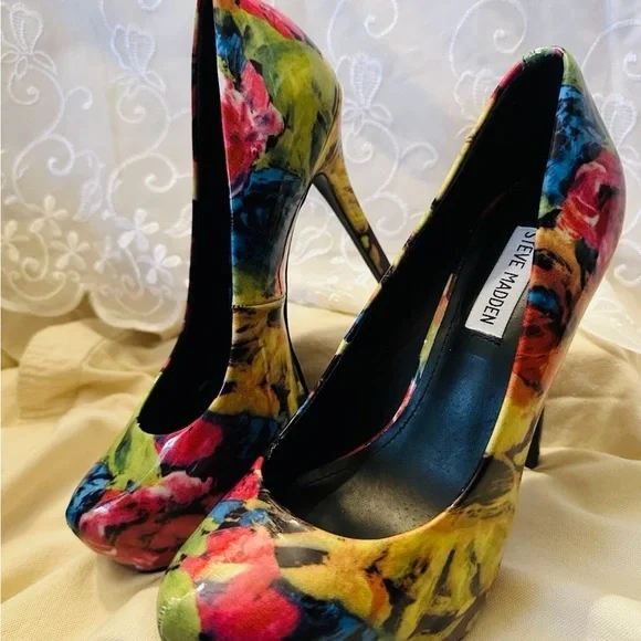 Steve Madden Nala Floral Print Shiny Stiletto Platform Heels Pumps Size 9M - Picture 3 of 3
